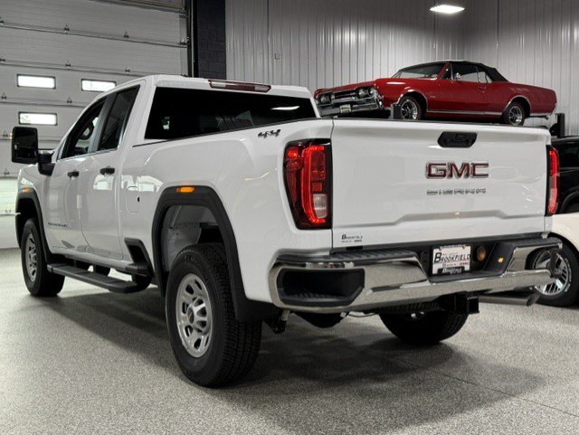 New 2026 GMC Sierra 2500 Pro w/ Convenience Package AWD/4WD image 3