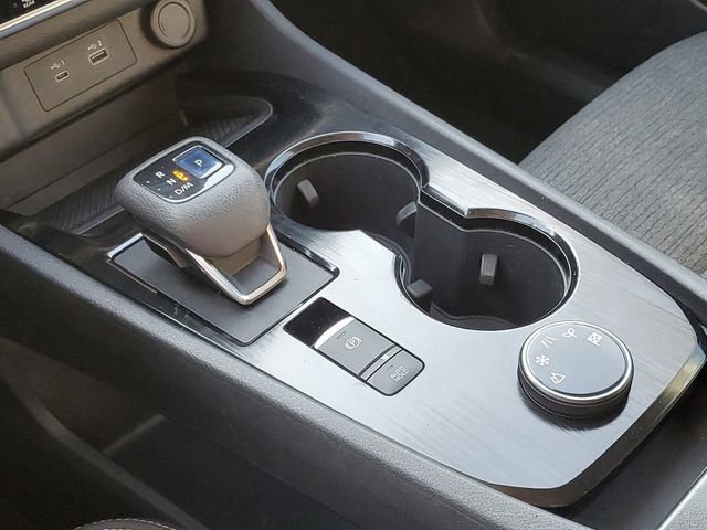 Used 2022 Nissan Rogue SV image 17