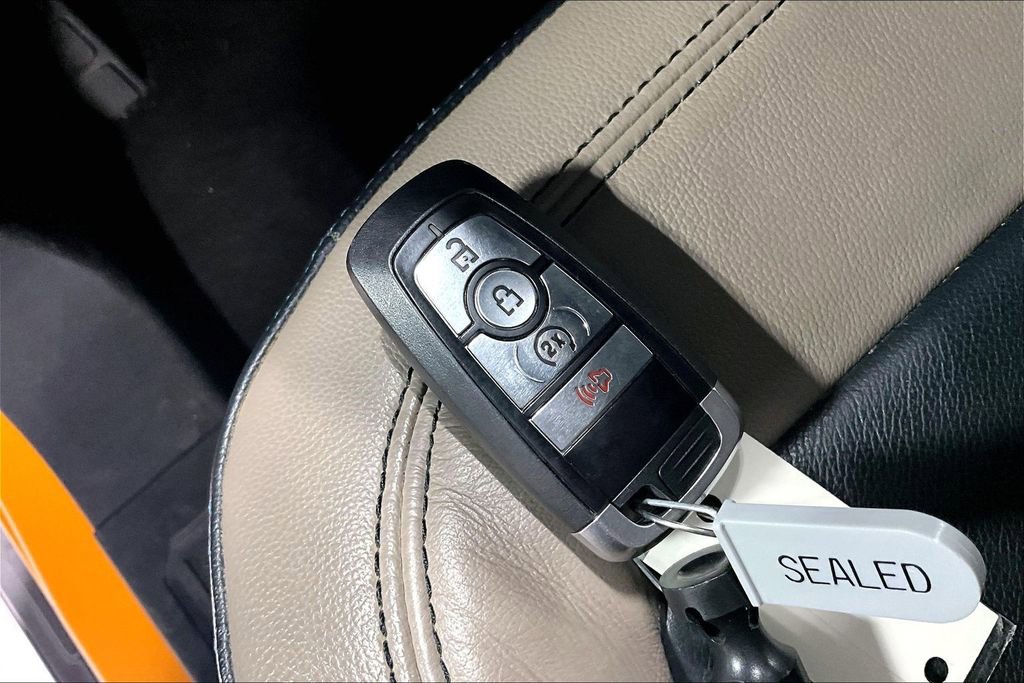 Used 2021 Ford Bronco Wildtrak AWD/4WD image 13