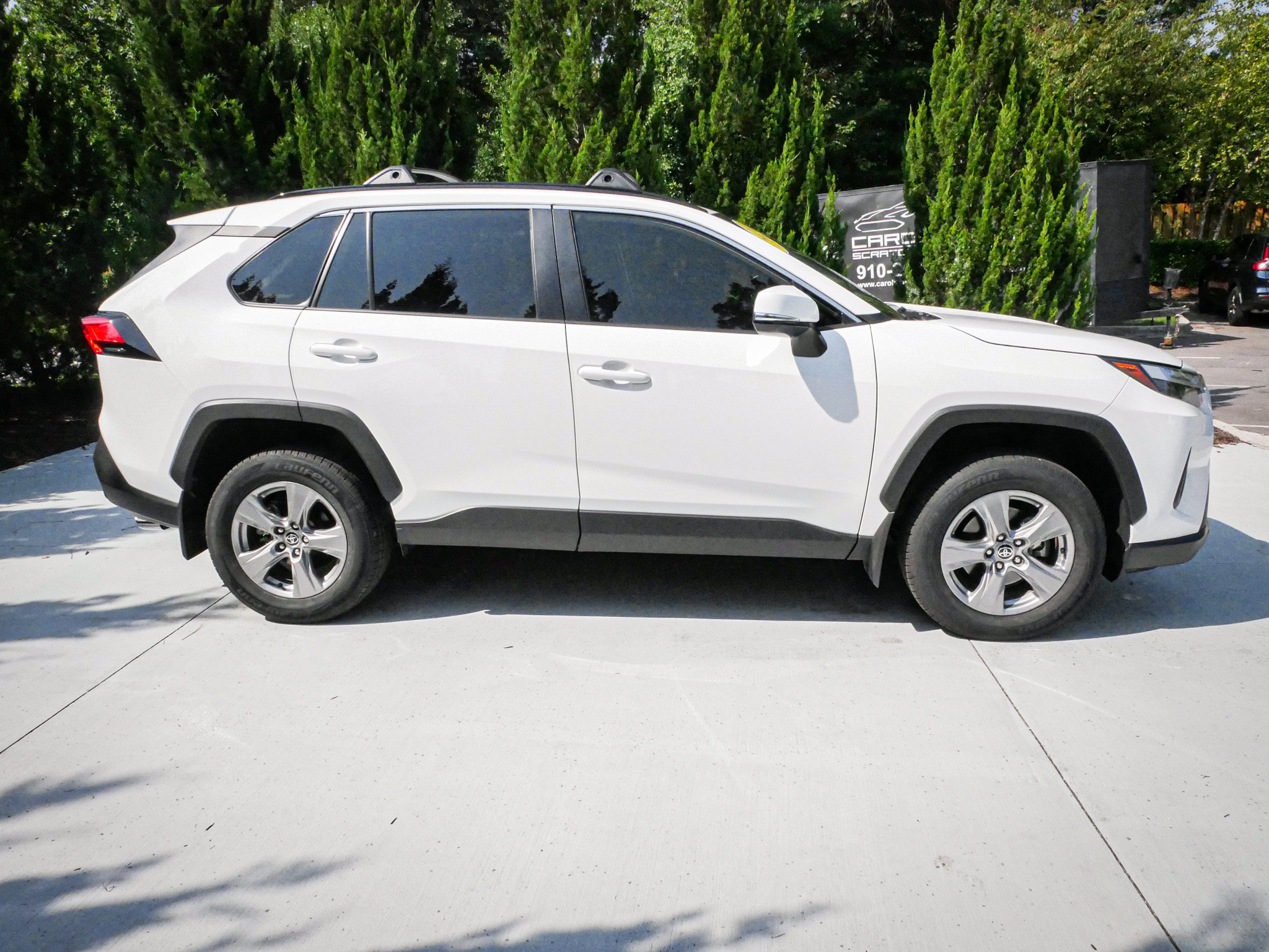 Used 2024 Toyota RAV4 XLE FWD image 11