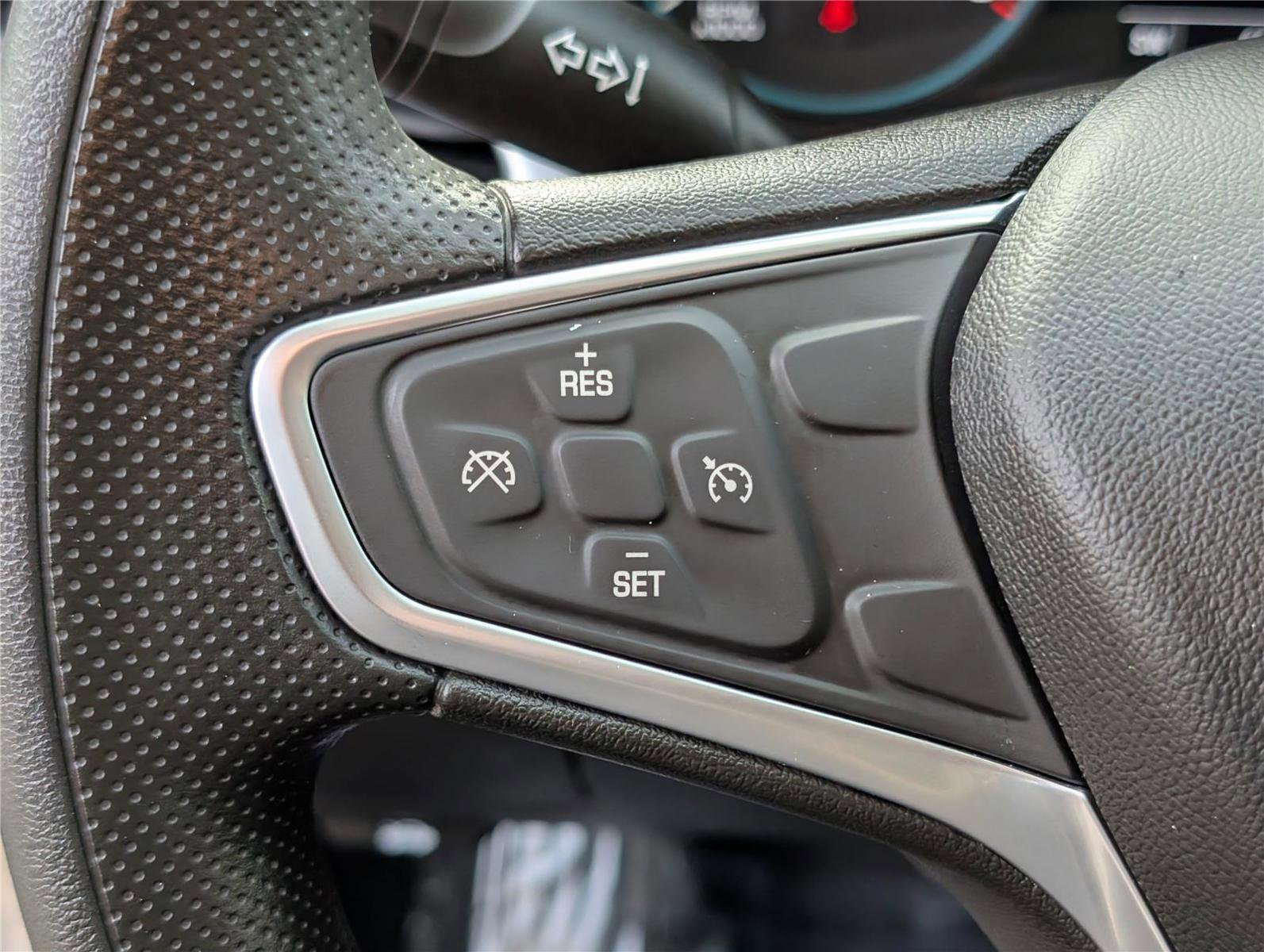 Used 2022 Chevrolet Malibu LT image 22