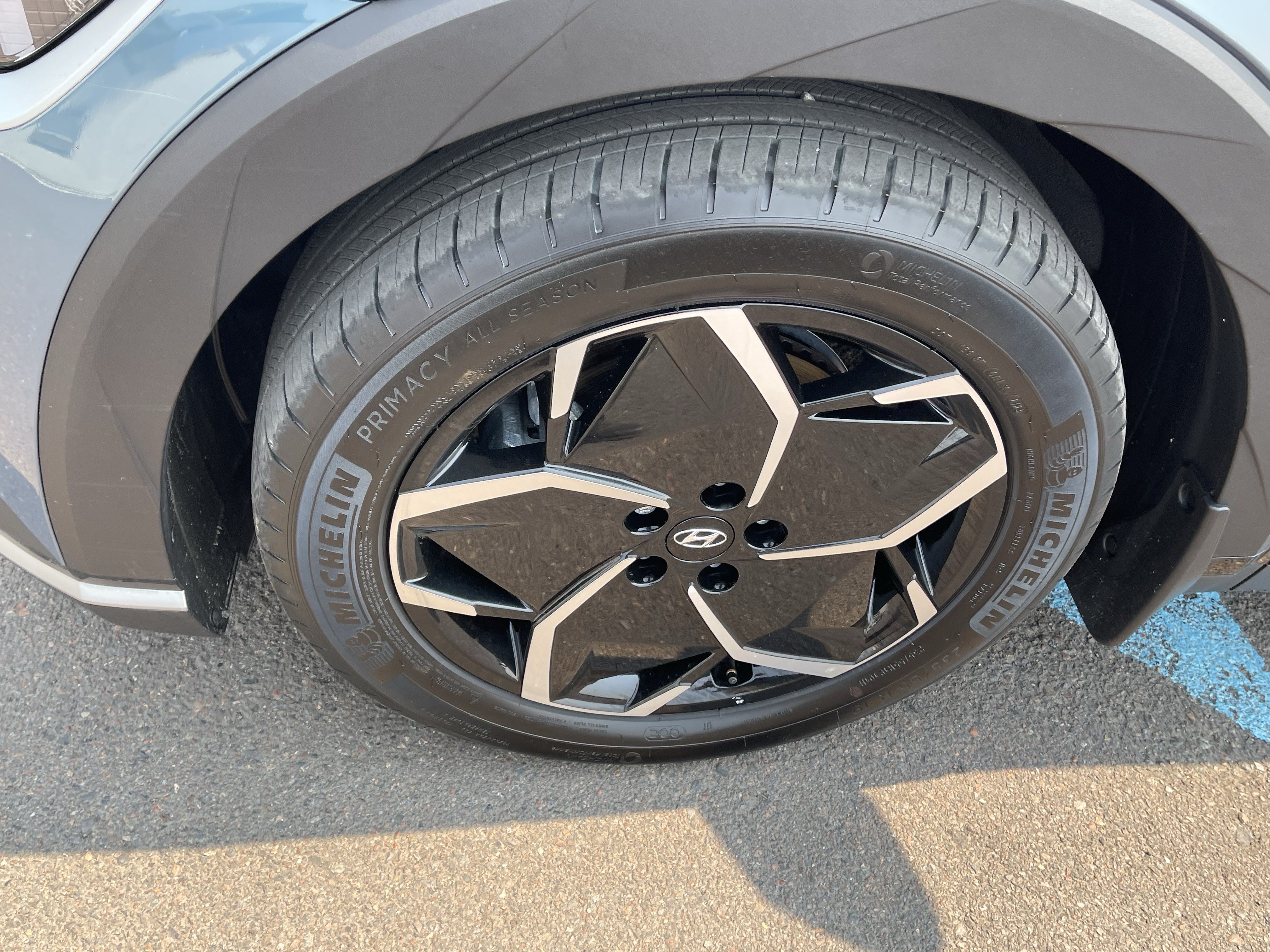 Certified 2023 Hyundai Ioniq 5 SEL AWD/4WD image 9