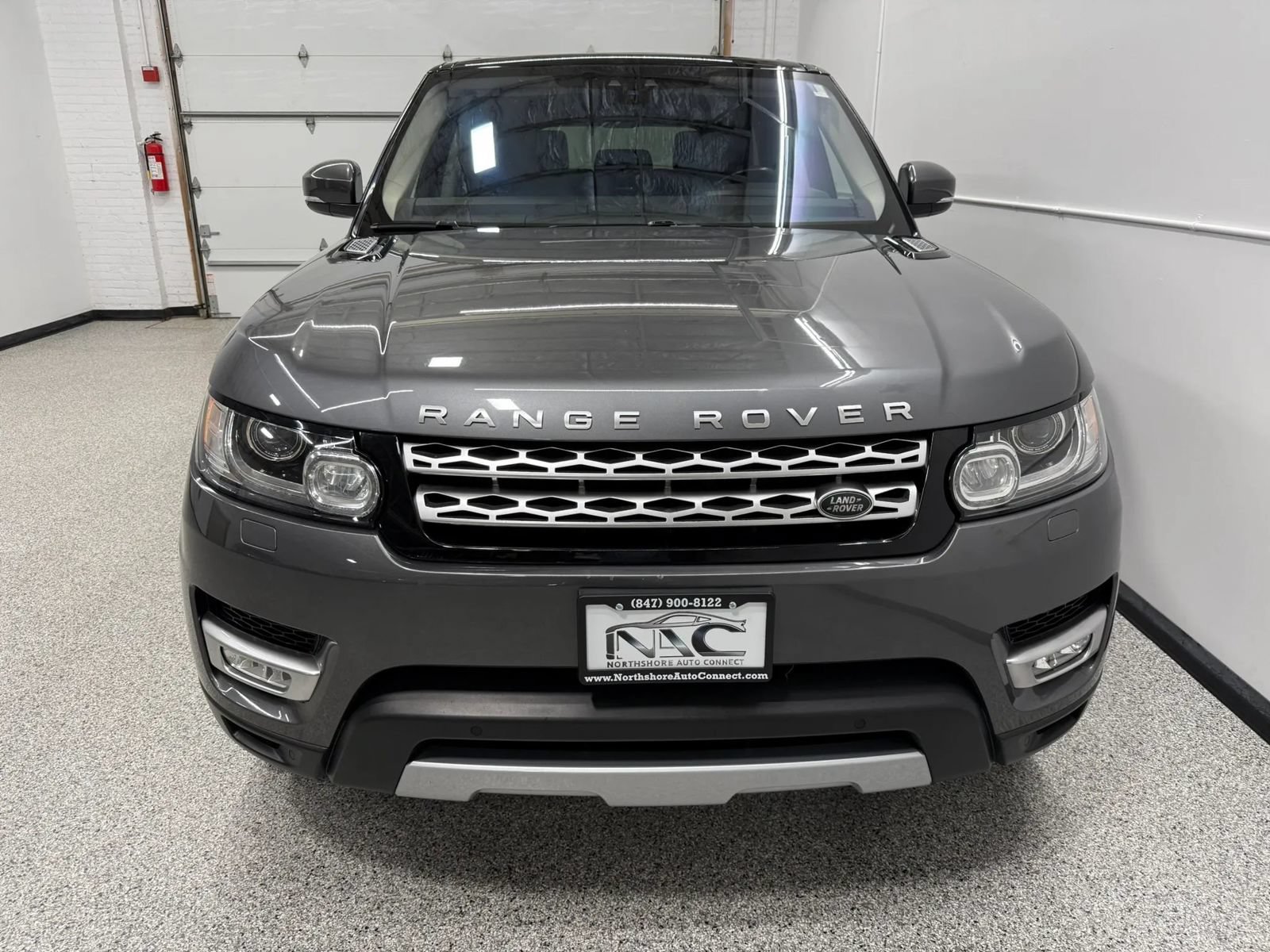 Used 2017 Land Rover Range Rover Sport HSE AWD/4WD image 39