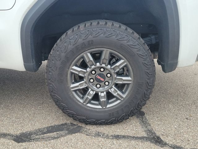 Used 2025 GMC Sierra 1500 AT4X AWD/4WD image 5