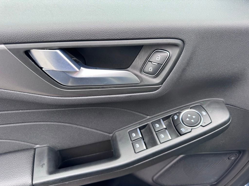 Used 2024 Ford Escape SE FWD image 27