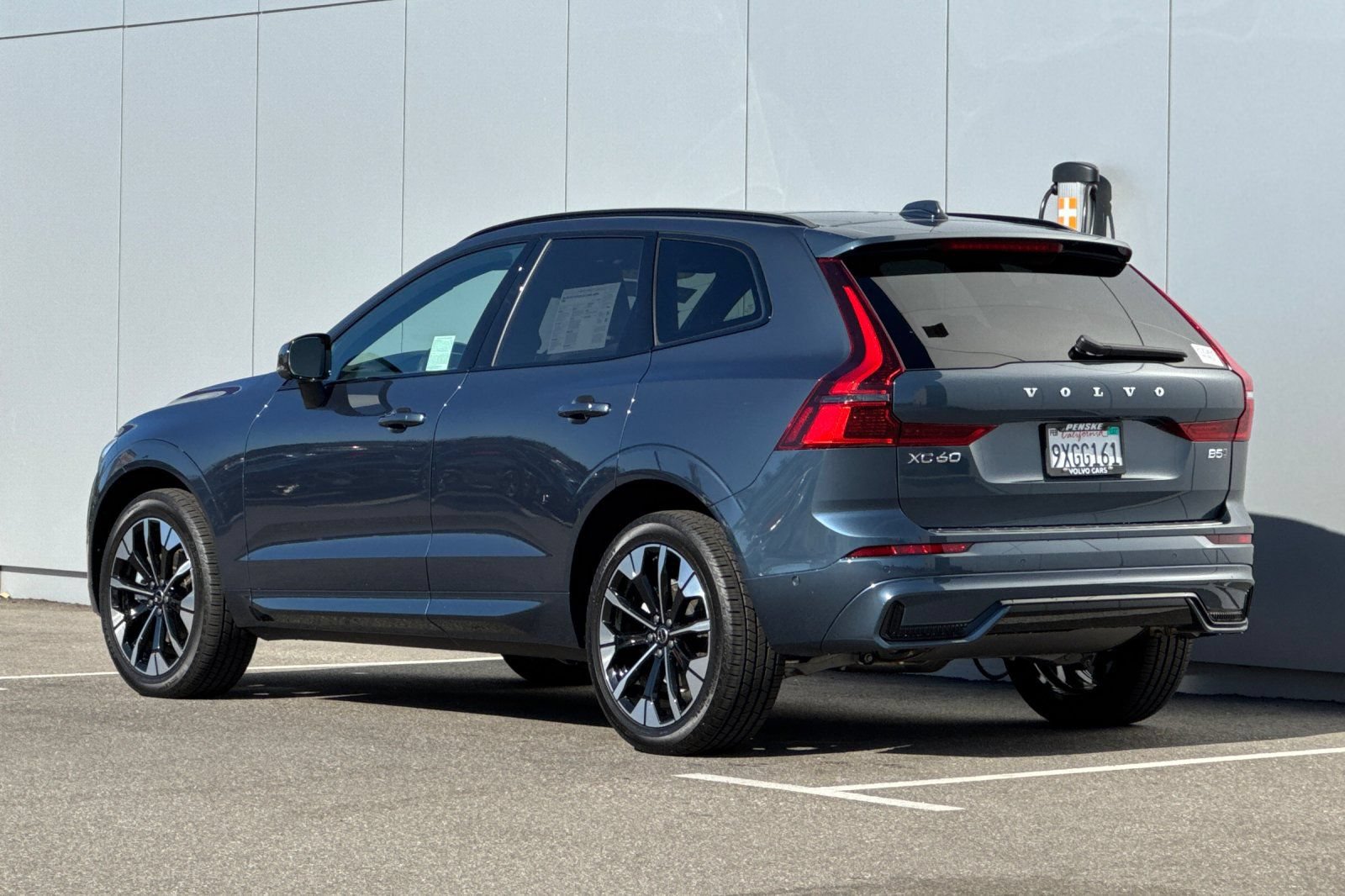 Certified 2026 Volvo XC60 B5 Plus w/ Protection Package Premier AWD/4WD image 3