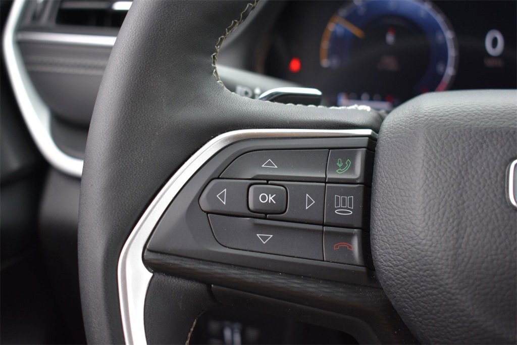 Used 2024 Jeep Grand Cherokee Altitude image 18