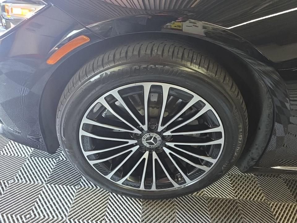 Used 2022 Mercedes-Benz S 580 4MATIC Sedan image 9