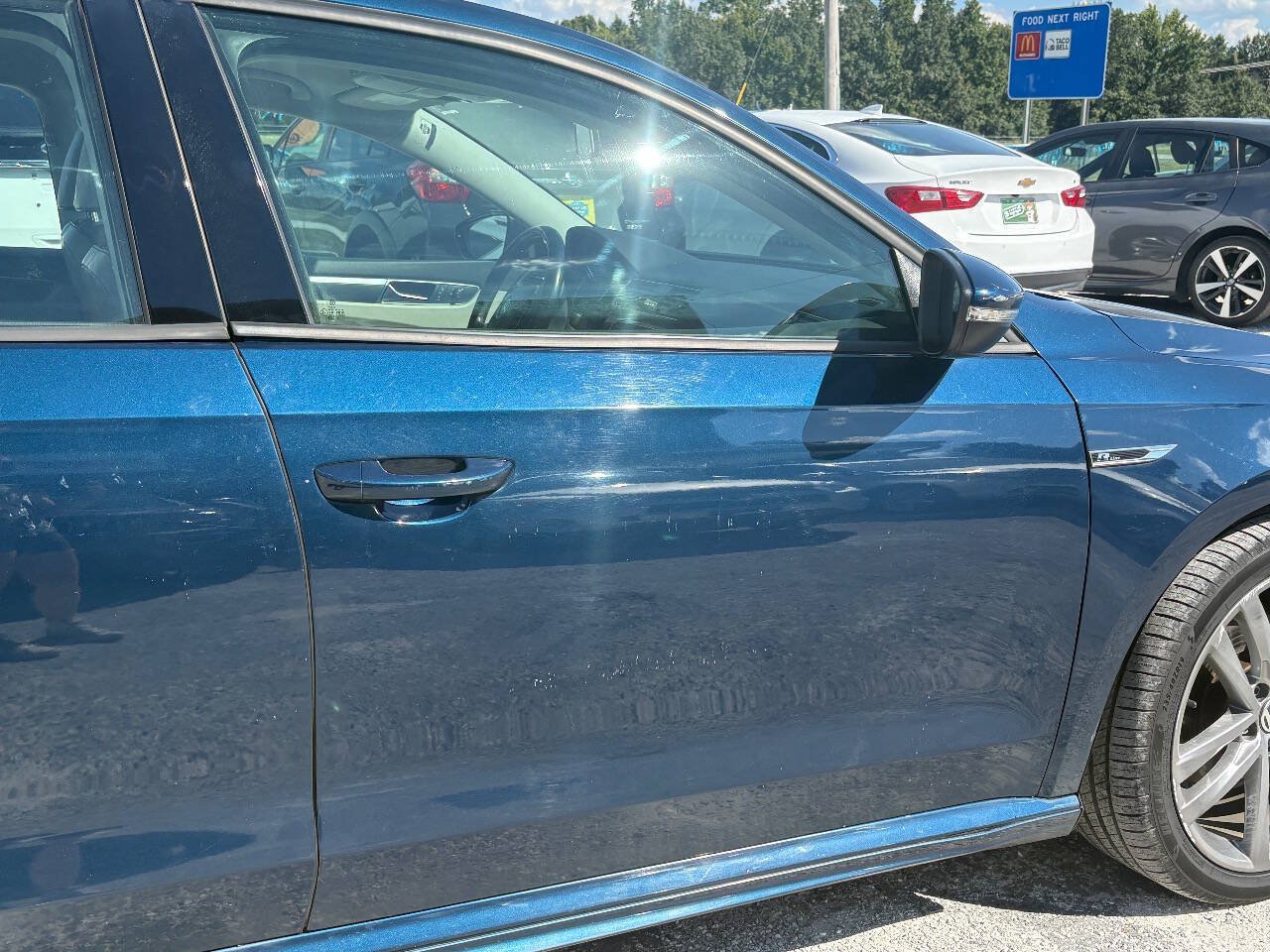Used 2018 Volkswagen Passat 2.0T R-Line FWD image 12