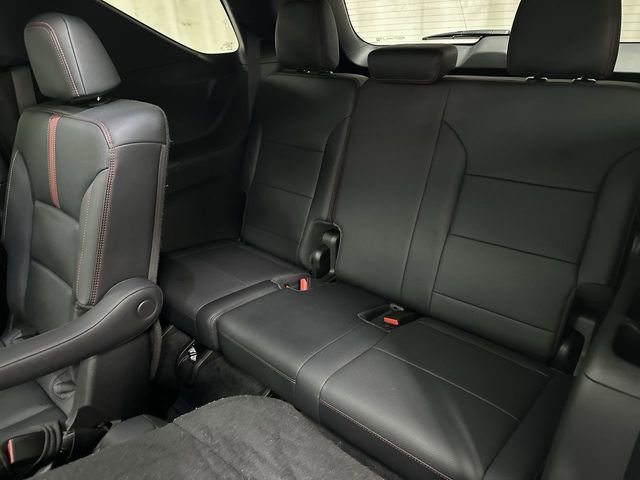 Used 2024 Chevrolet Traverse RS w/ LPO, Floor Liner Package image 16