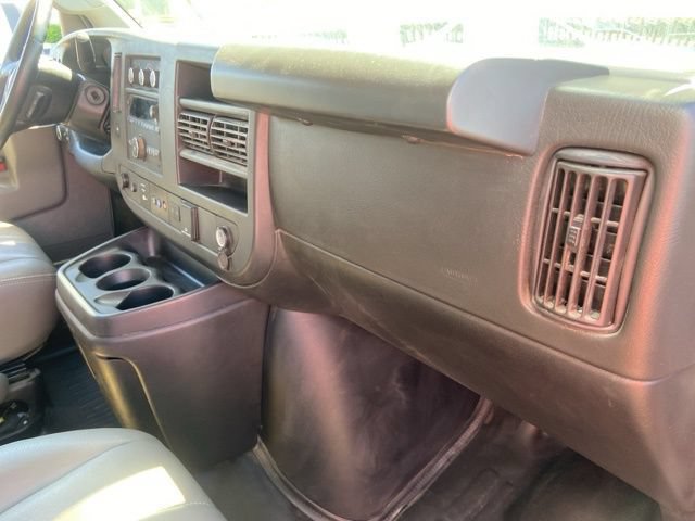 Used 2021 Chevrolet Express 3500 w/ Power Convenience Package RWD image 26