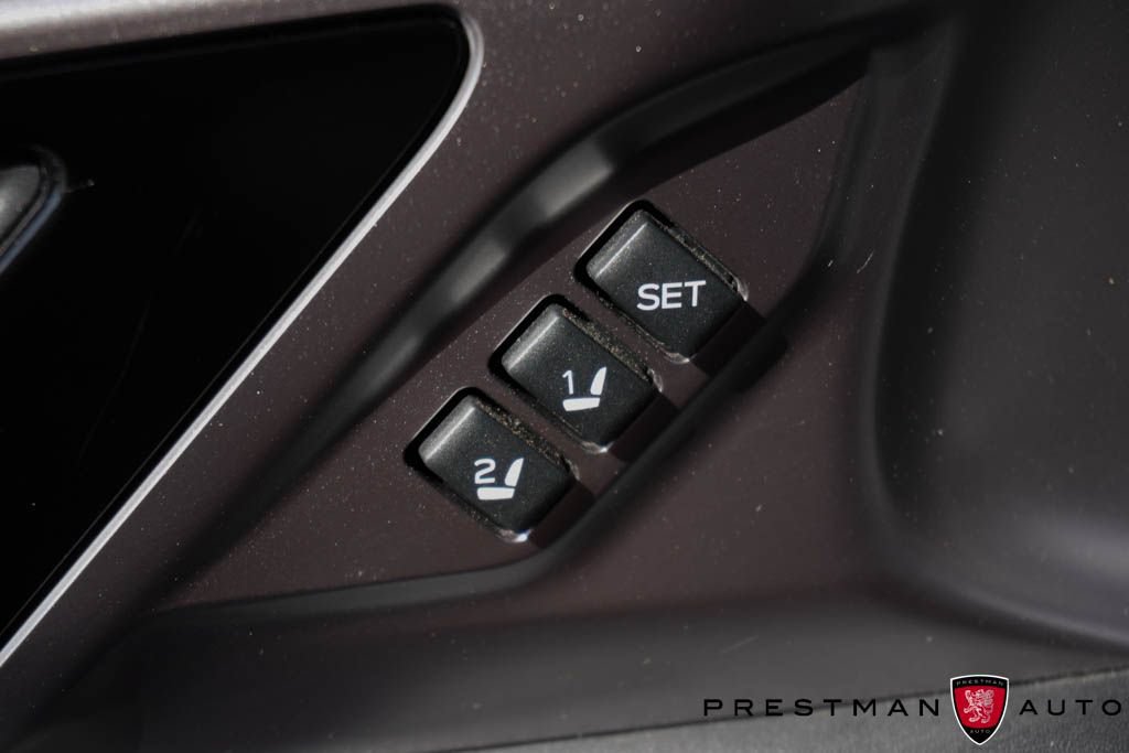 Used 2025 Subaru Outback Touring XT AWD/4WD image 25
