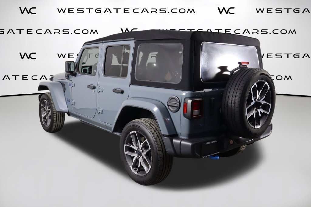 Used 2024 Jeep Wrangler Unlimited w/ Convenience Group AWD/4WD image 43