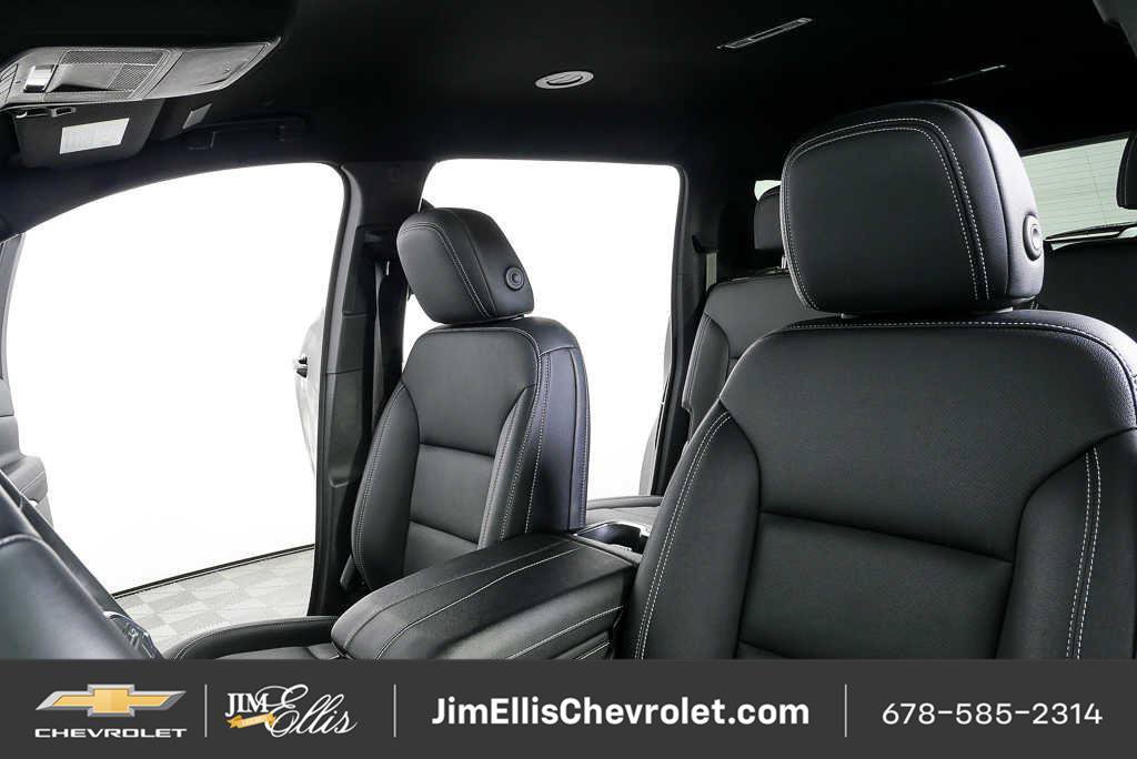 Certified 2025 Chevrolet Traverse LT FWD image 5