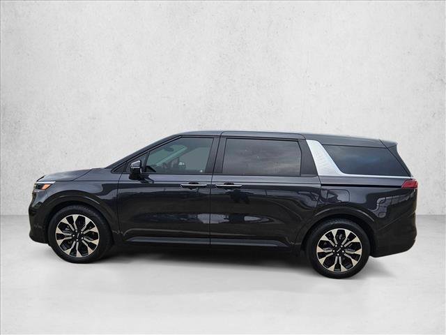 Used 2024 Kia Carnival EX FWD image 9