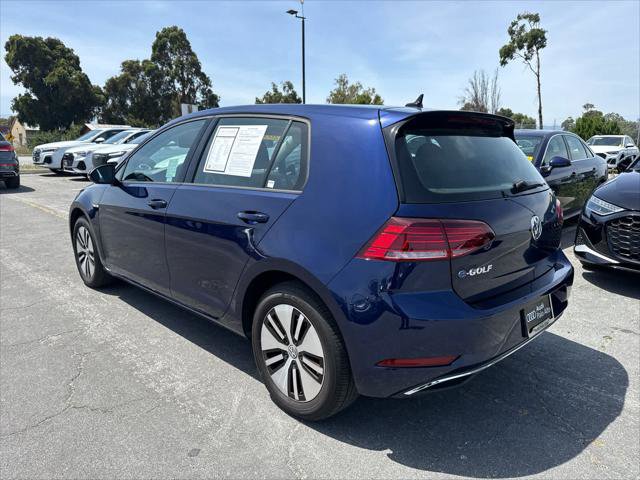 Used 2019 Volkswagen e-Golf SE FWD image 4