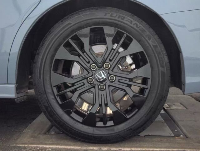 Used 2025 Honda Odyssey Sport-L image 20