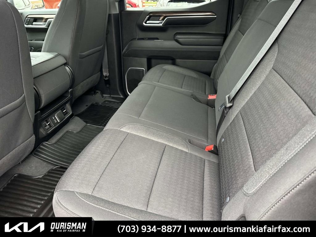 Used 2022 Chevrolet Silverado 1500 LT image 24