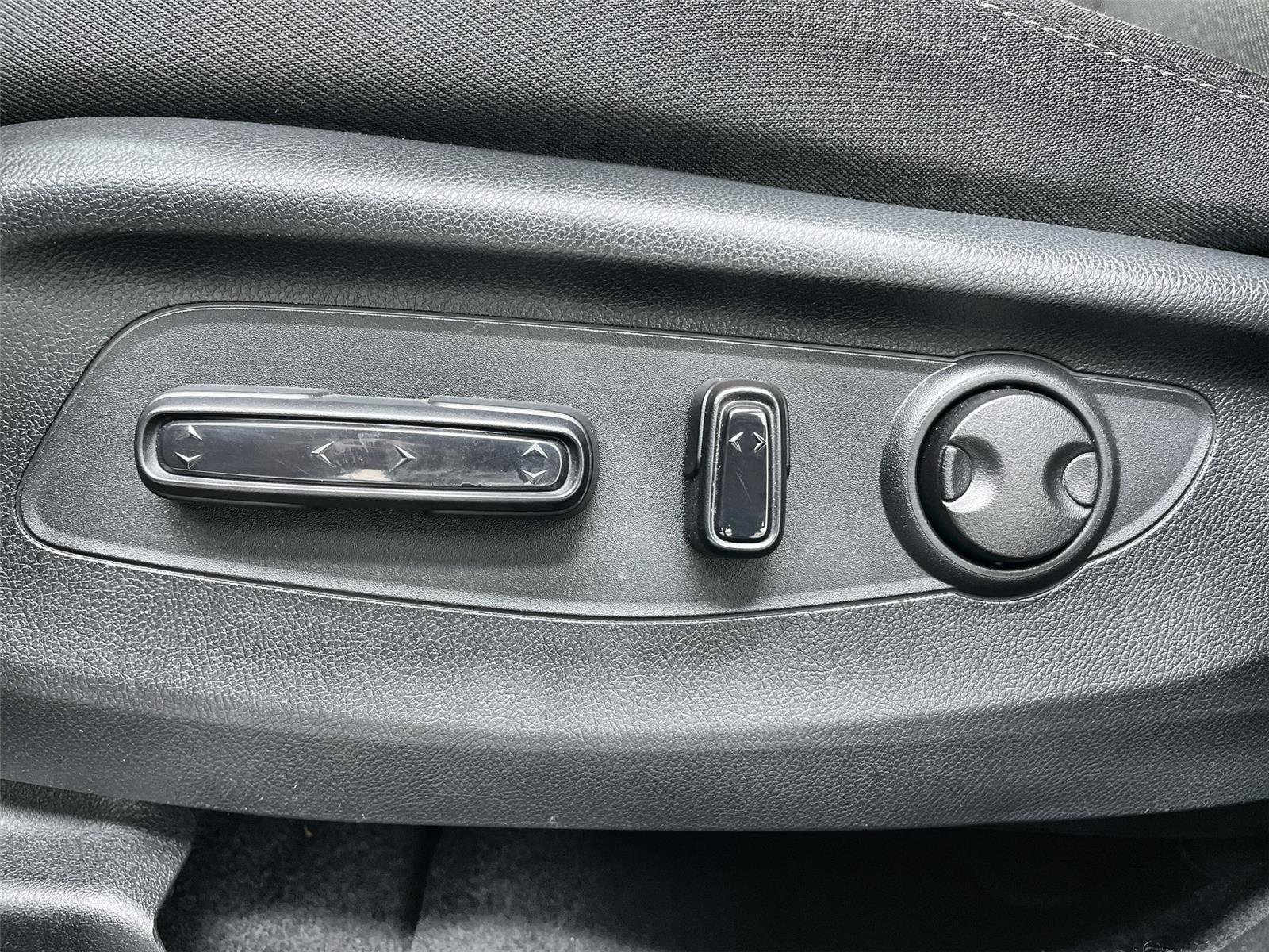 Certified 2023 Honda CR-V EX image 13