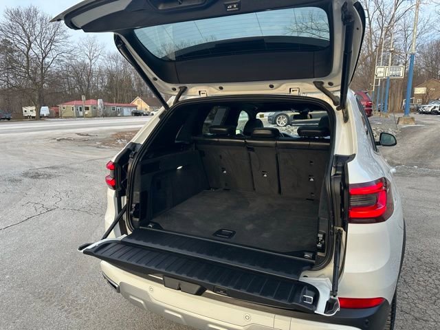 Used 2022 BMW X5 xDrive40i w/ Premium Package image 24