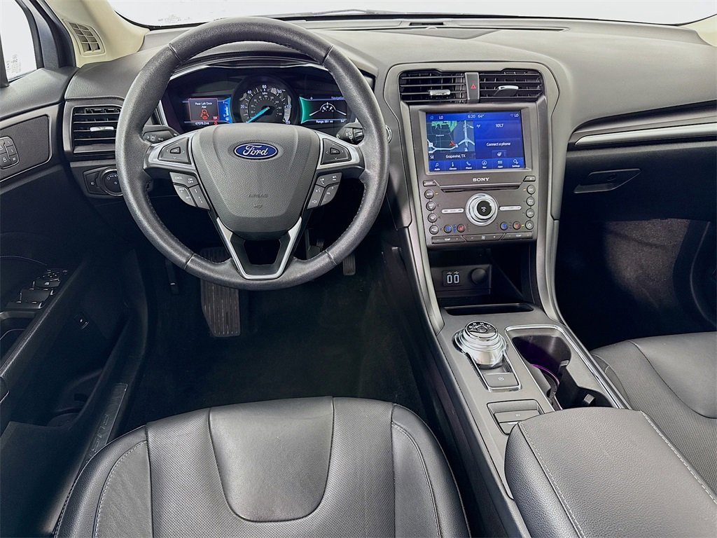 Used 2020 Ford Fusion Energi Titanium image 22