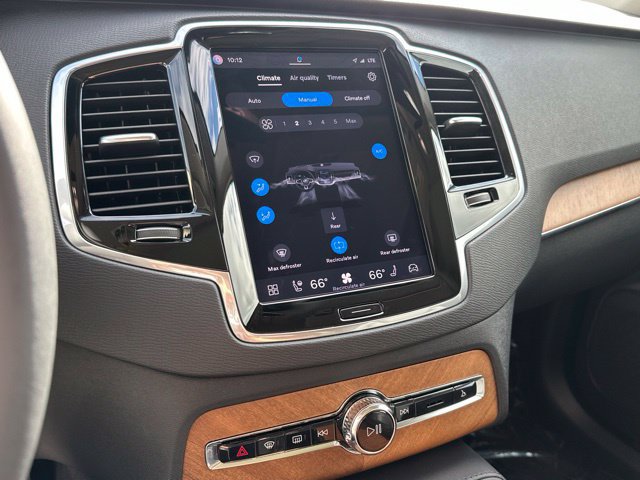 Certified 2024 Volvo XC90 T8 Plus AWD/4WD image 19