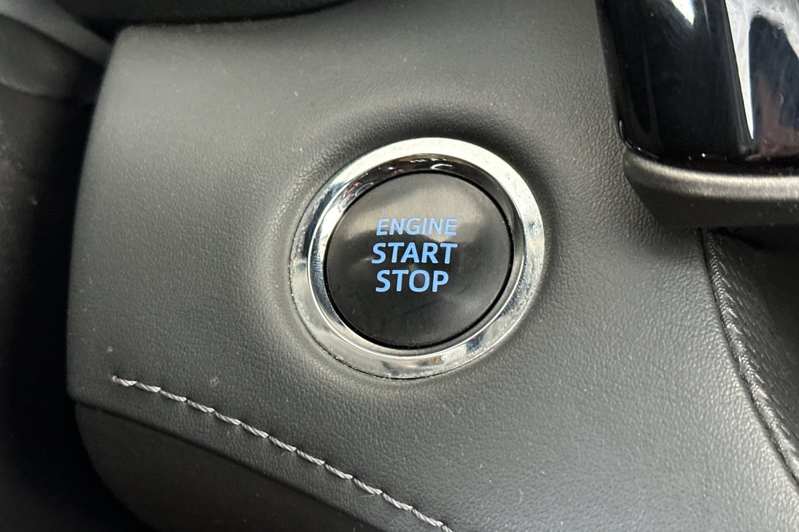 Used 2022 Toyota Highlander XLE image 23