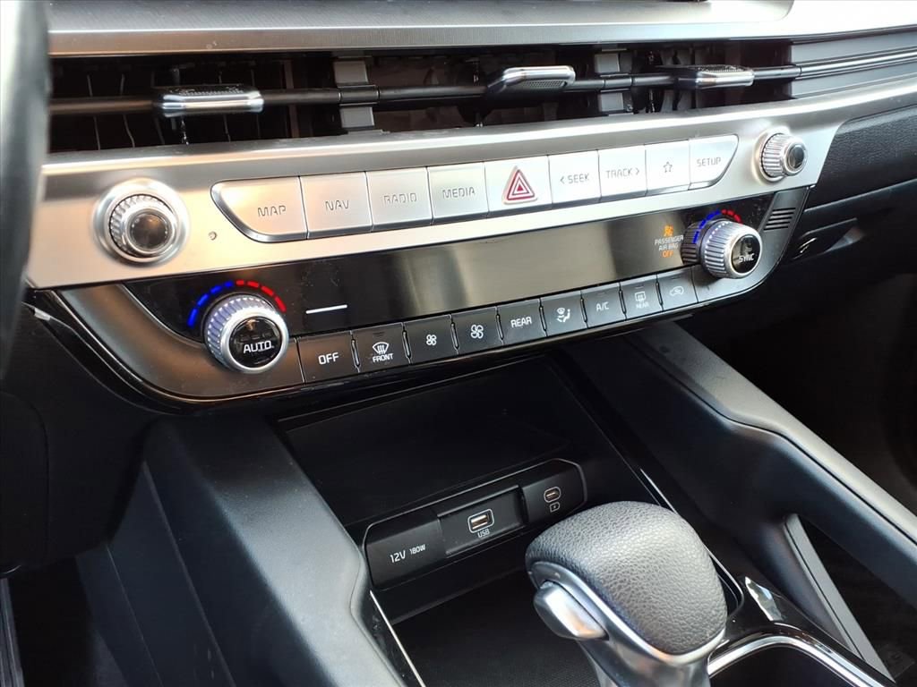 Used 2023 Kia Telluride LX image 27