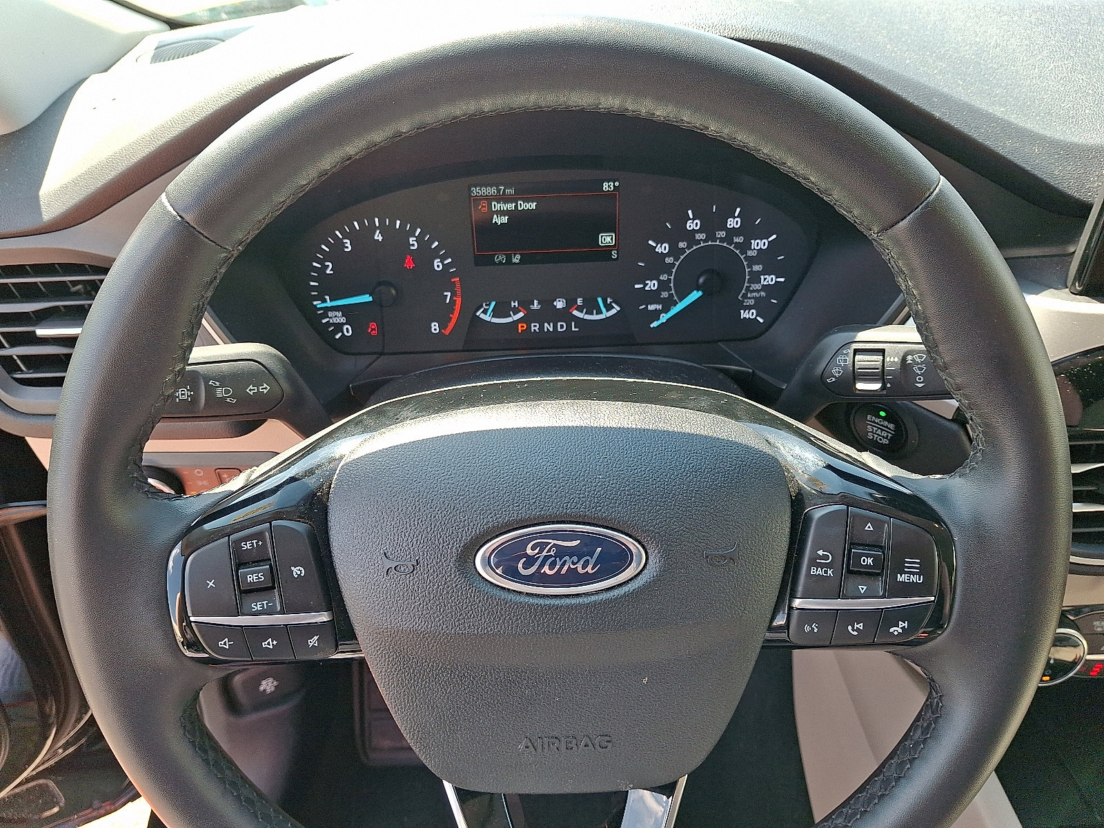 Certified 2022 Ford Escape SE w/ SE Sport Appearance Package image 18
