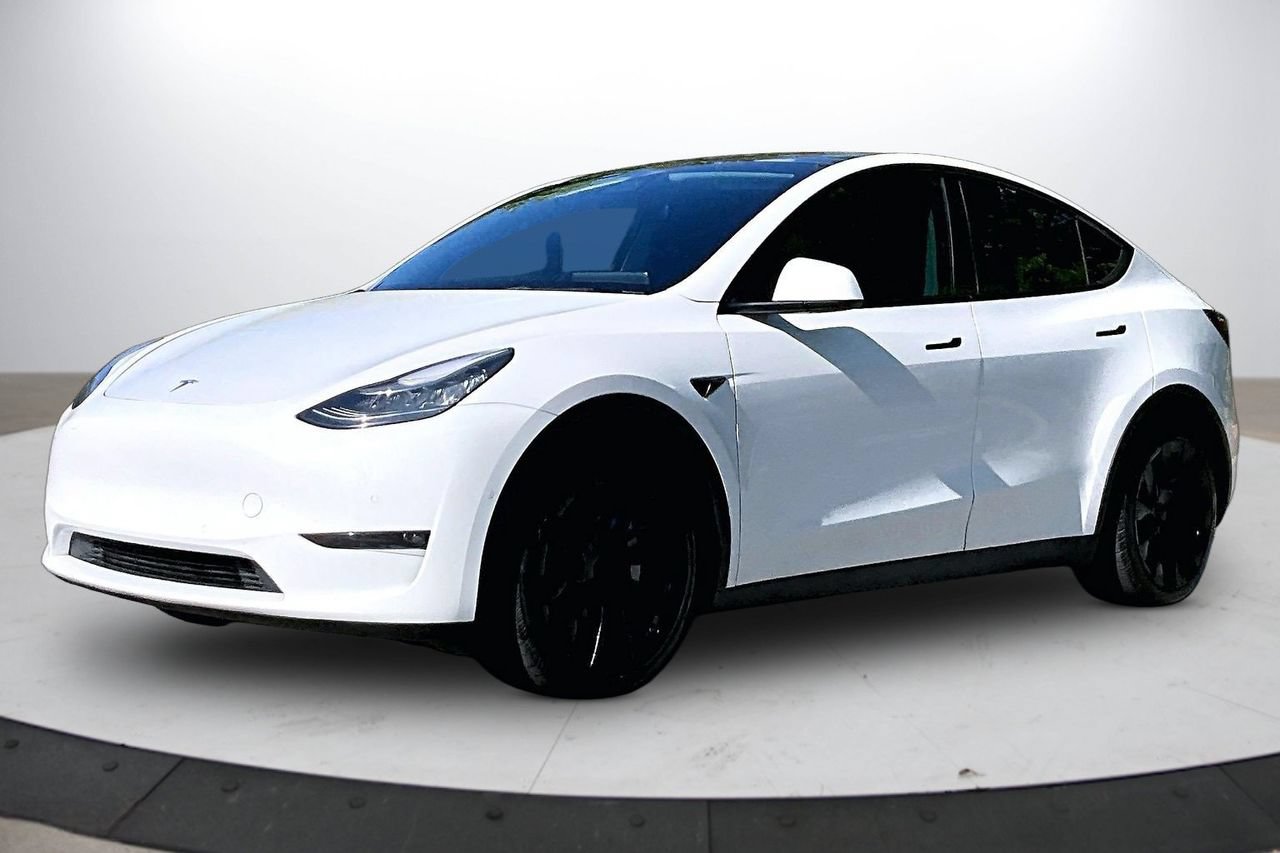 Used 2021 Tesla Model Y Long Range AWD/4WD image 4