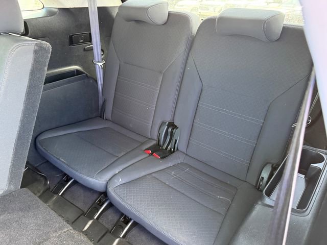 Used 2020 Kia Sorento LX FWD image 12