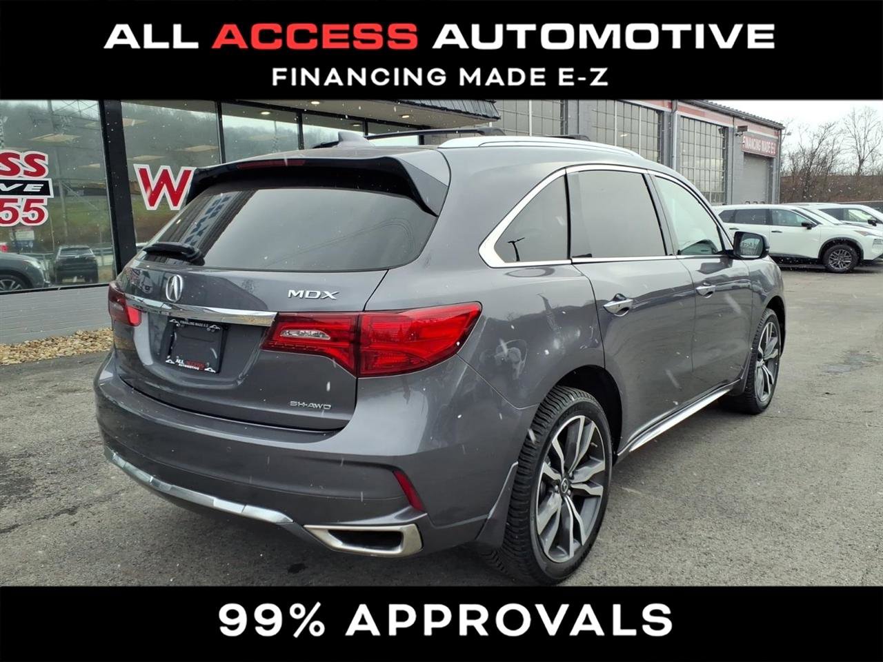 Used 2020 Acura MDX SH-AWD w/ Advance Package image 2