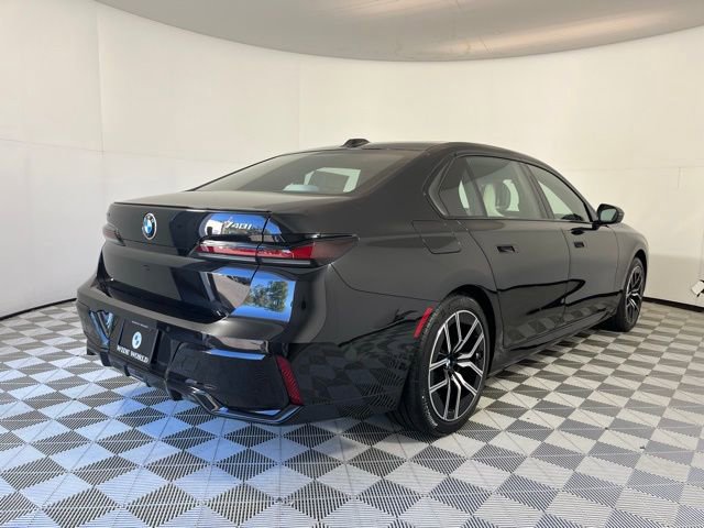 New 2026 BMW 740i xDrive image 7