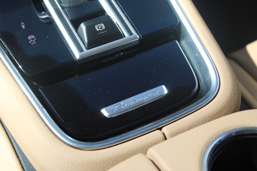 Used 2023 Porsche Panamera 4 image 26