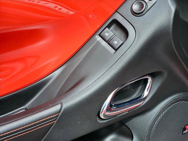 Used 2010 Chevrolet Camaro SS w/ LPO, Ground Effects Package image 11