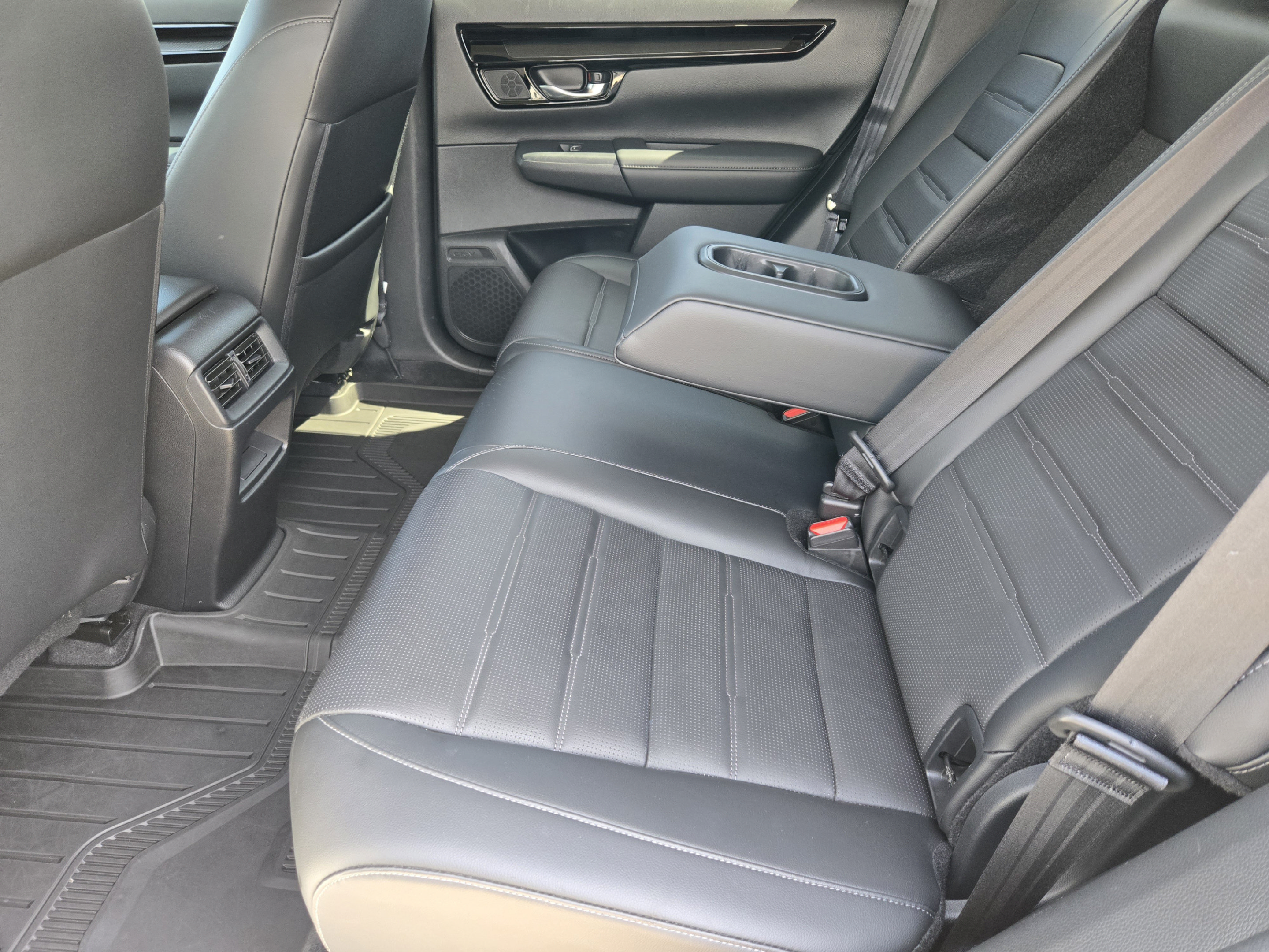 Used 2023 Honda CR-V EX-L image 29
