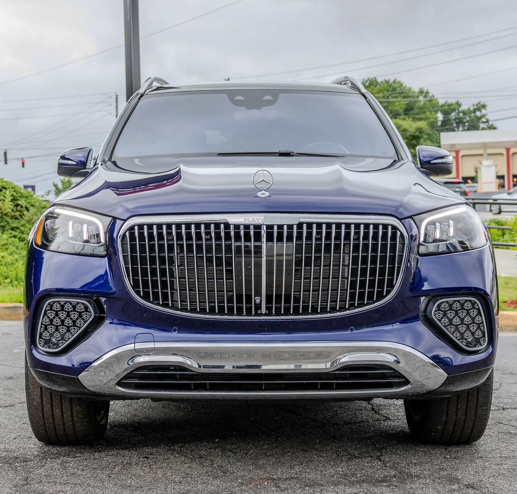 Used 2025 Mercedes-Benz Maybach GLS 600 4MATIC image 2