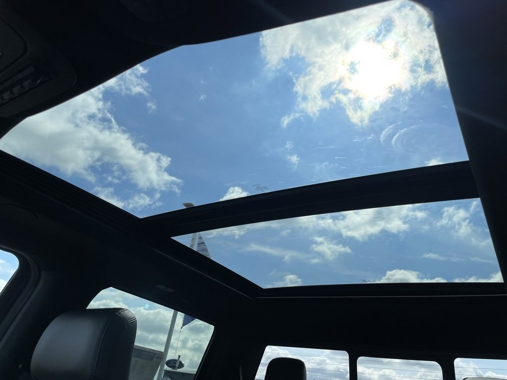 New 2026 Ford F250 Platinum image 24