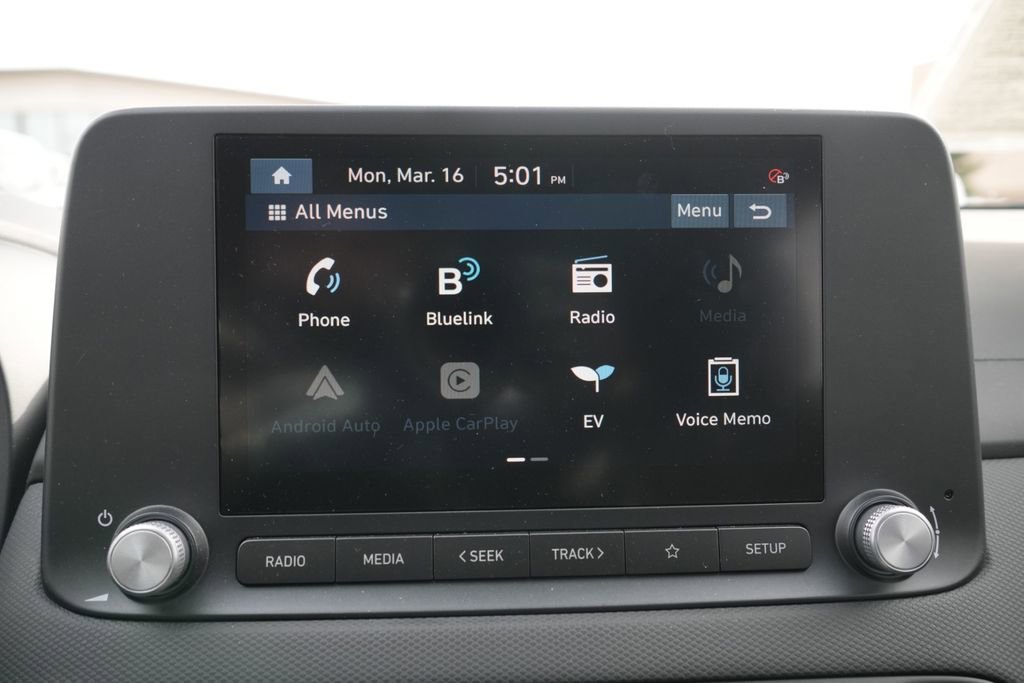 Certified 2023 Hyundai Kona SE w/ Cargo Package image 33