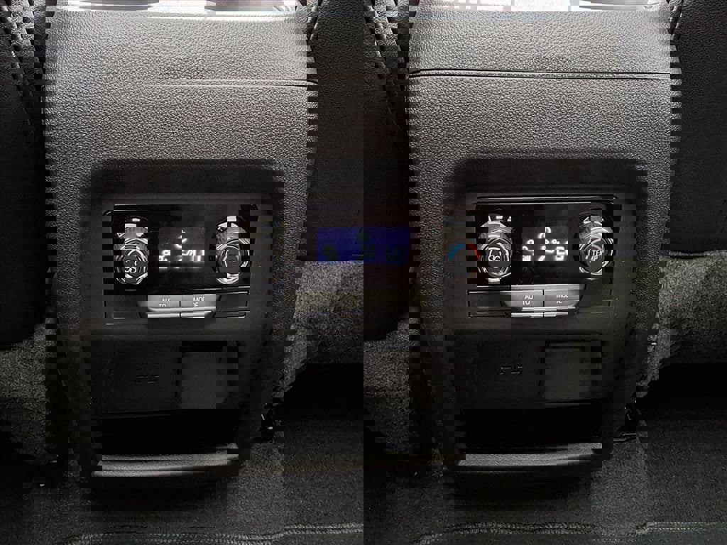 New 2026 Chevrolet Traverse LT w/ Driver Confidence Package image 10