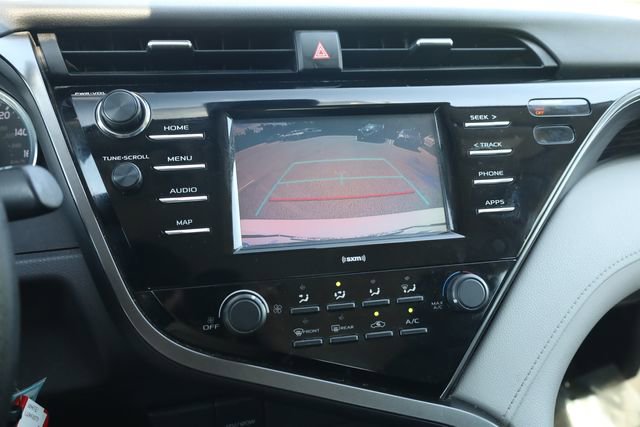 Used 2020 Toyota Camry LE FWD image 17