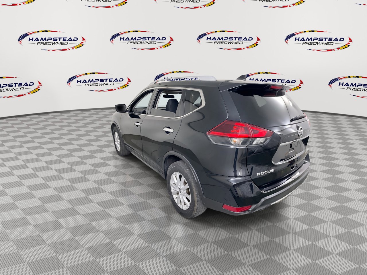 Used 2018 Nissan Rogue SV FWD image 6