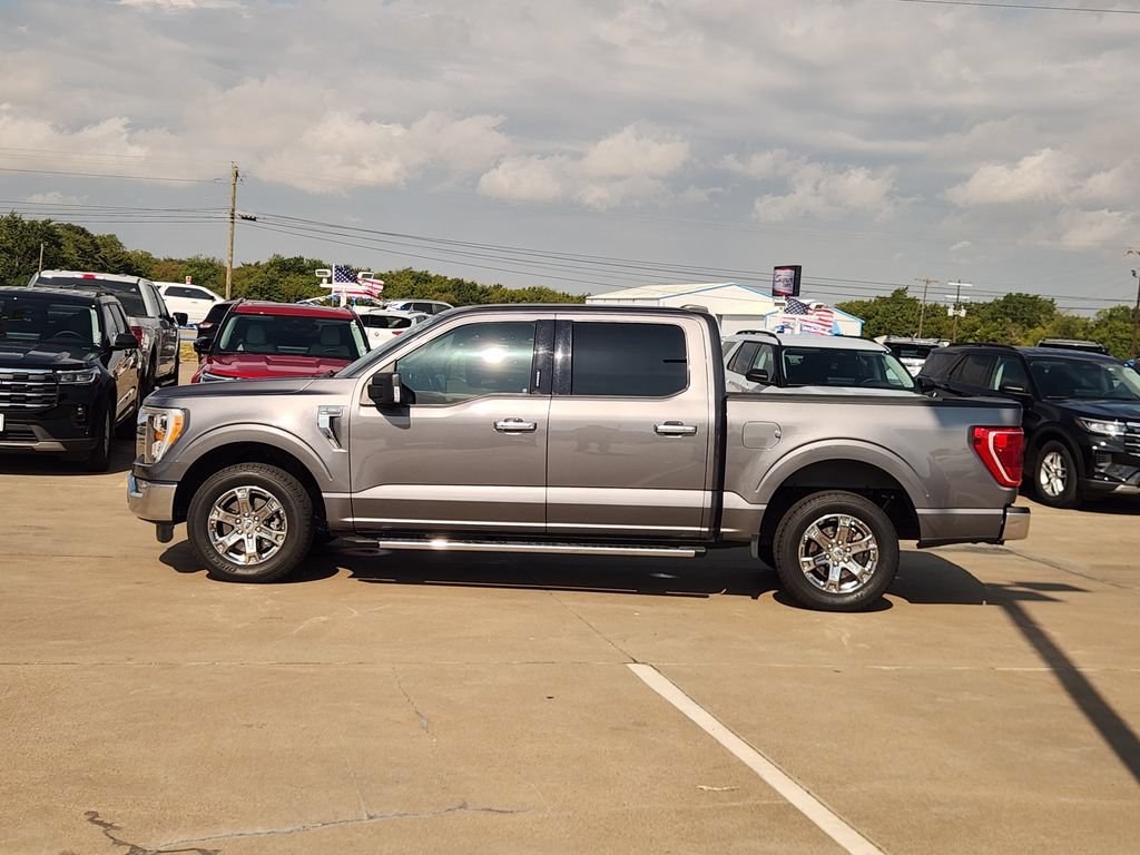 Used 2021 Ford F150 XLT w/ Equipment Group 302A High RWD image 4