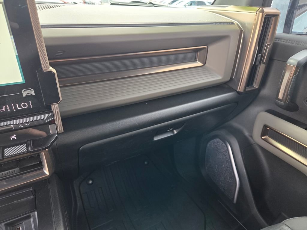 Certified 2024 GMC Hummer EV 2X w/ Extreme Off-Road Package AWD/4WD image 27