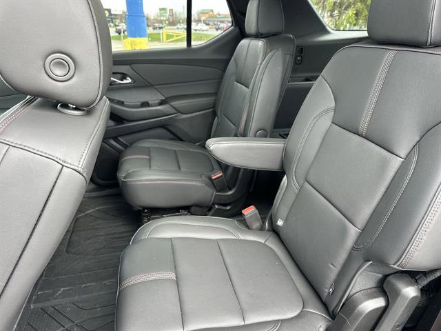 Used 2023 Chevrolet Traverse RS w/ LPO, Floor Liner Package image 23