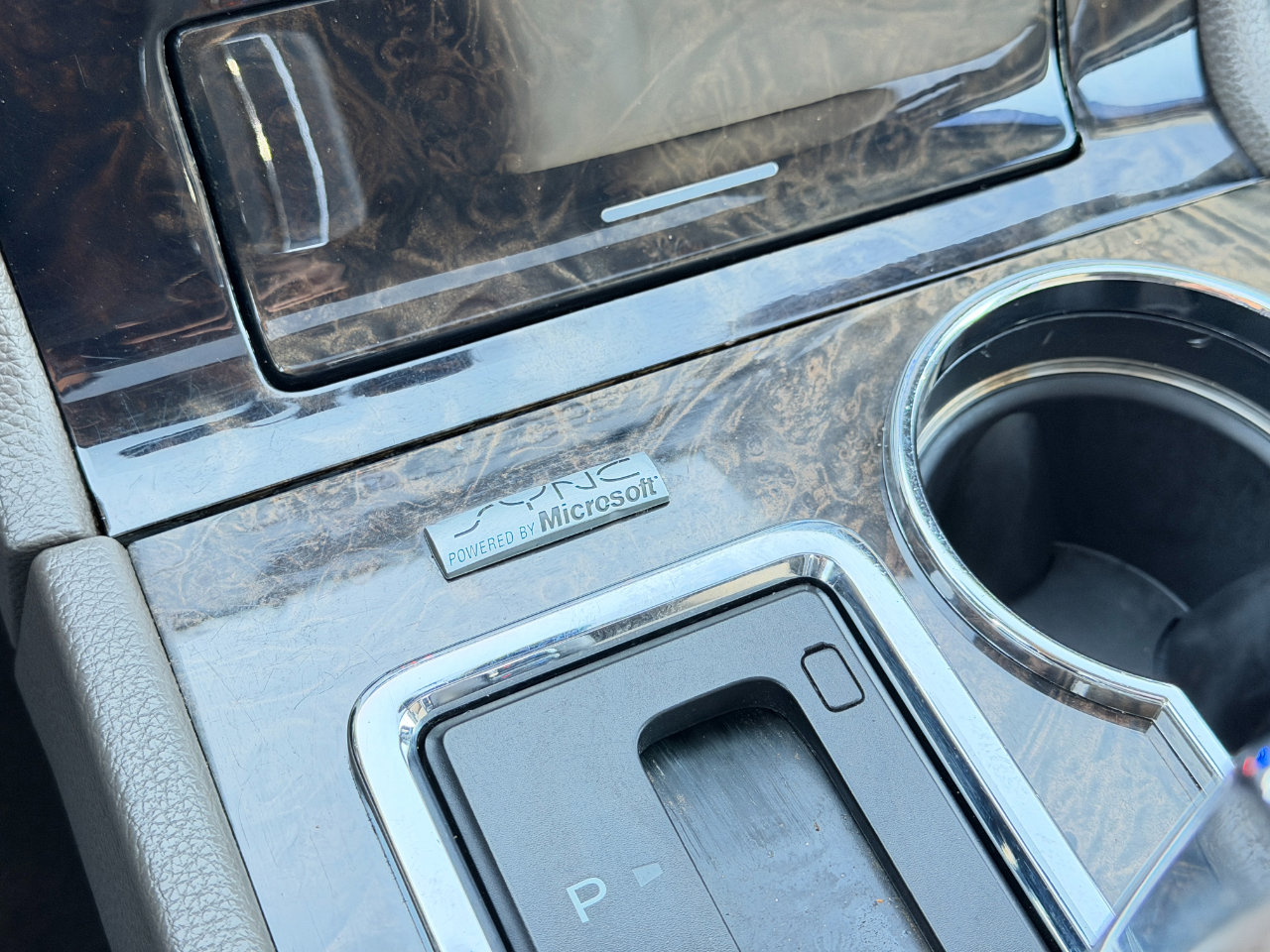 Used 2015 Lincoln Navigator L 4WD image 25