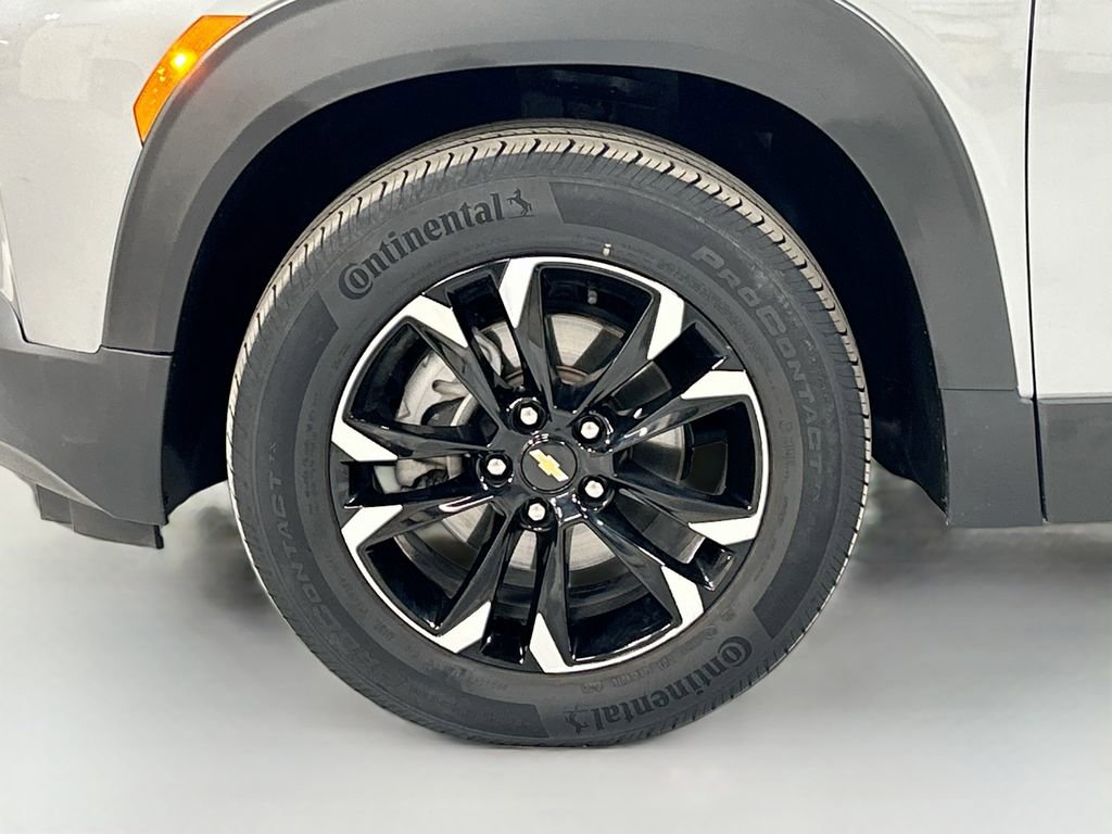 Used 2023 Chevrolet TrailBlazer LT w/ Convenience Package image 29