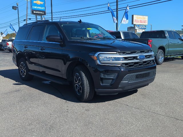Used 2024 Ford Expedition XLT AWD/4WD image 5