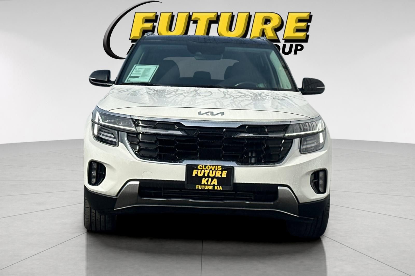 Used 2025 Kia Seltos SX image 9