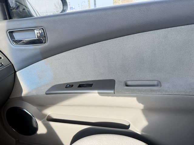 Used 2005 Nissan Altima 2.5 S FWD image 28